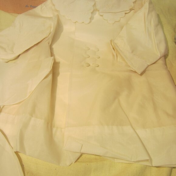 VTG 2 PC LAYETTE BAPTISM SET, PERIOD DRESS 60'S GREAT FOR DOLL DRESS UP - Picture 2 of 9